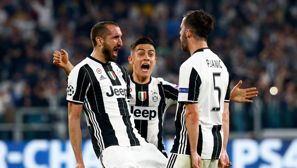 Los jugadores de la Juventus celebrando un gol