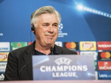 Carlo Ancelotti durante la rueda de prensa