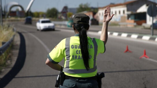 Una Guardia Civil de tr&aacute;fico