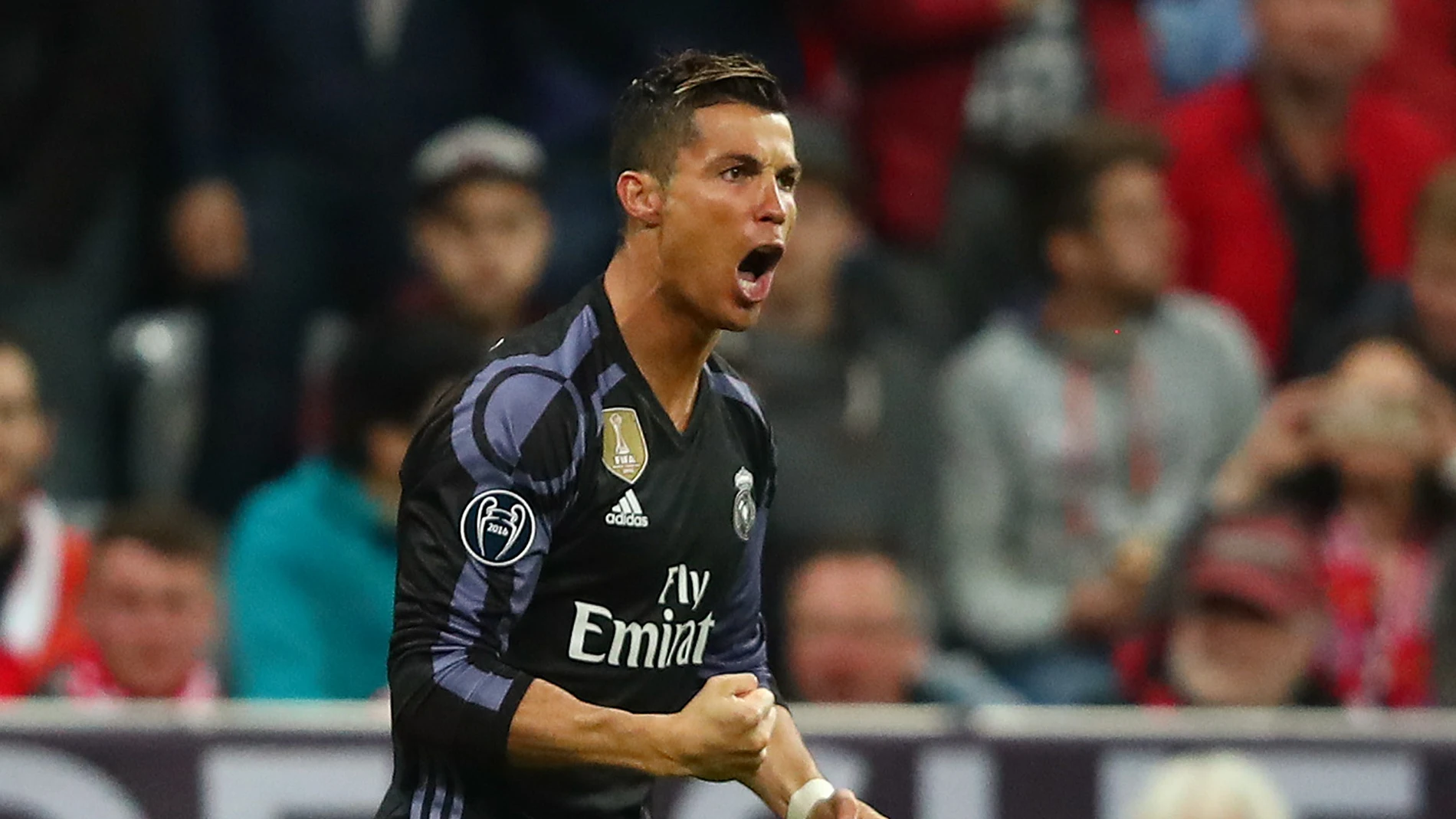 Cristiano Ronaldo celebra su primer gol ante el Bayern de Múnich