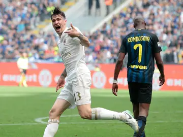 Romagnoli celebra un gol ante el Inter Romagnoli celebra un gol ante el Inter