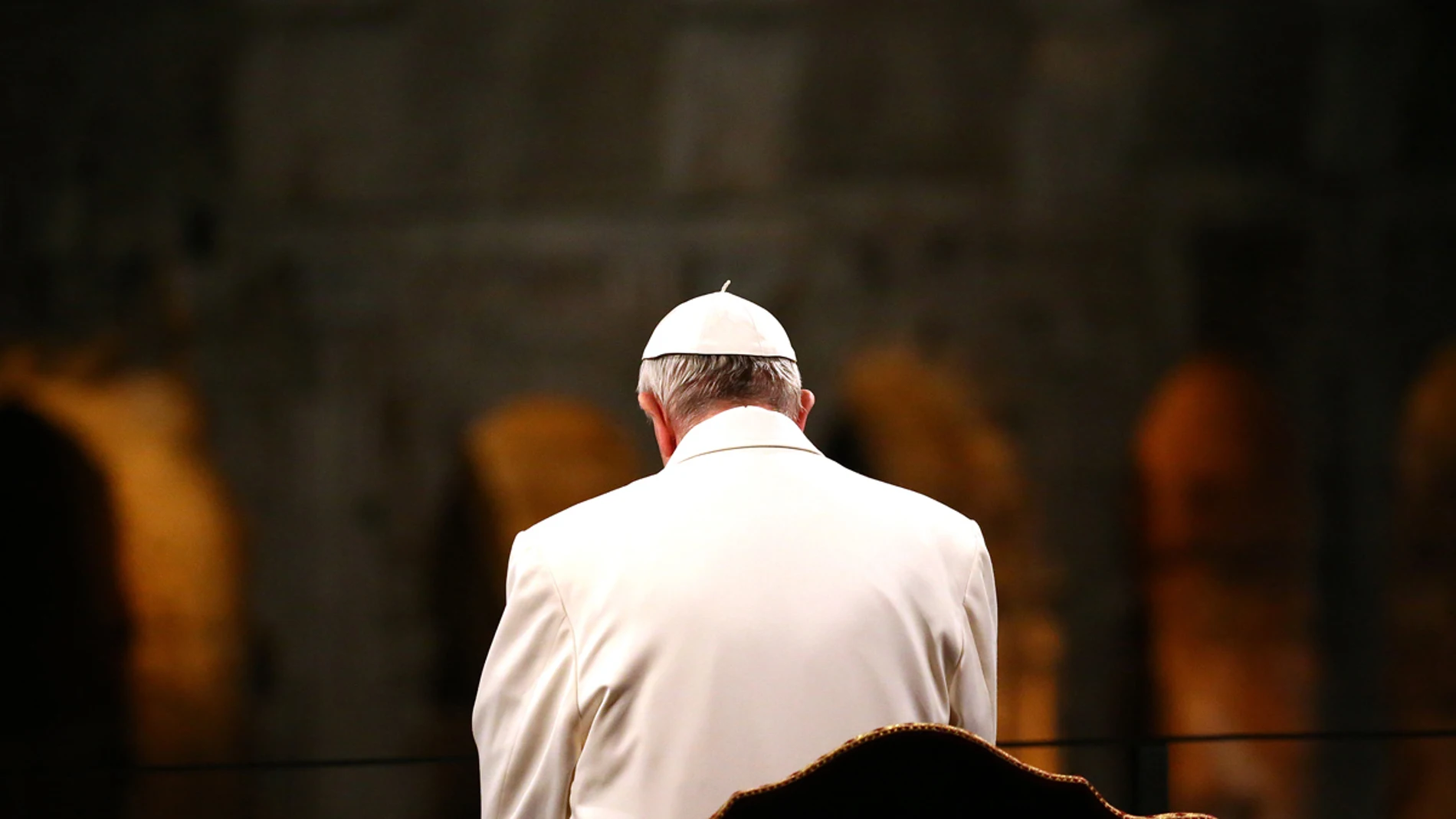 El Papa Francisco durante el Viacrucis El Papa Francisco durante el Viacrucis