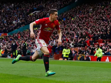 Ander Herrera celebra su gol ante el Chelsea Ander Herrera celebra su gol ante el Chelsea