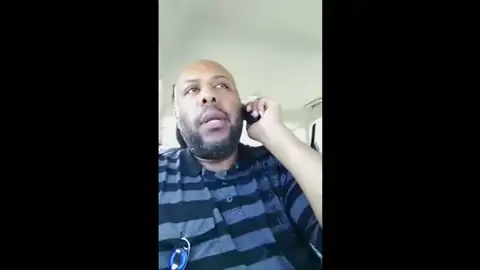 Frame 11.089634 de: La Policía busca a un hombre acusado de retransmitir en directo a través de Facebook cómo mataba a una persona Frame 11.089634 de: La Policía busca a un hombre acusado de retransmitir en directo a través de Facebook cómo mataba a una persona
