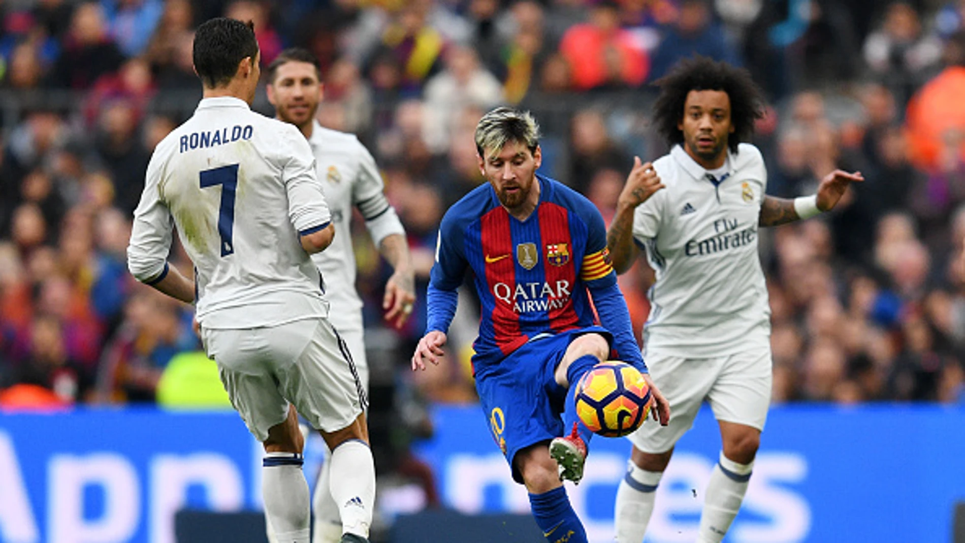 El Clásico entre Real Madrid y F.C Barcelona El Clásico entre Real Madrid y F.C Barcelona