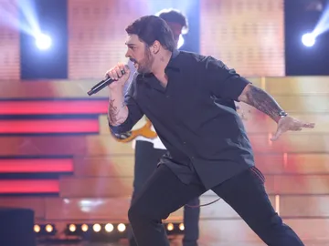 David Moreno, un irreconocible Melendi con su actuación ‘Tocado y hundido’ David Moreno, un irreconocible Melendi con su actuación ‘Tocado y hundido’