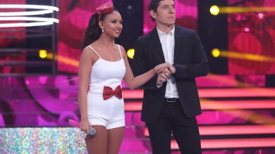 Chenoa, a Victoria: “Eres una curranta, y eso se nota en tus actuaciones”