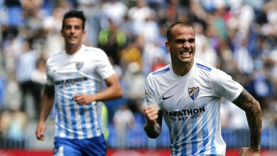 Sandro lidera la victoria de un Málaga virtualmente salvado ante el Valencia