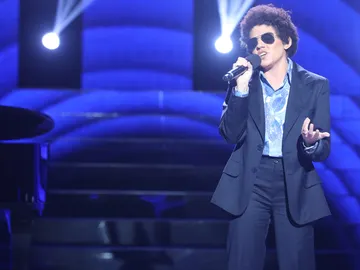 Angy imita a Bruno Mars Angy imita a Bruno Mars