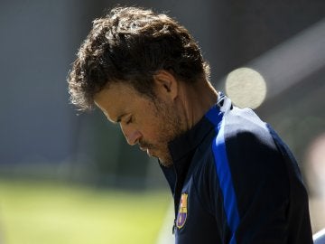 Luis Enrique, durante el entrenamiento del Barcelona previo al Clásico