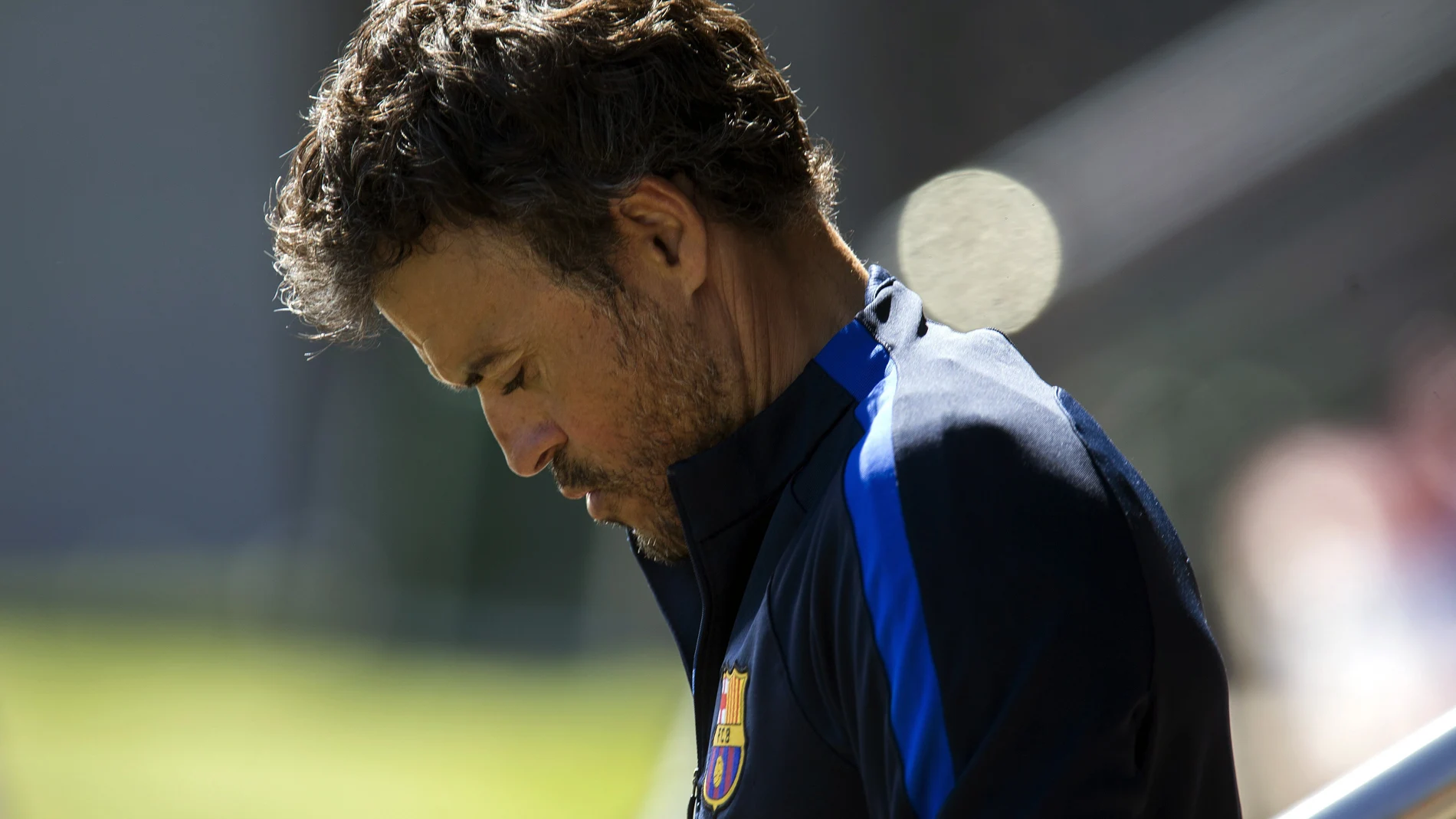 Luis Enrique, durante el entrenamiento del Barcelona previo al Clásico Luis Enrique, durante el entrenamiento del Barcelona previo al Clásico