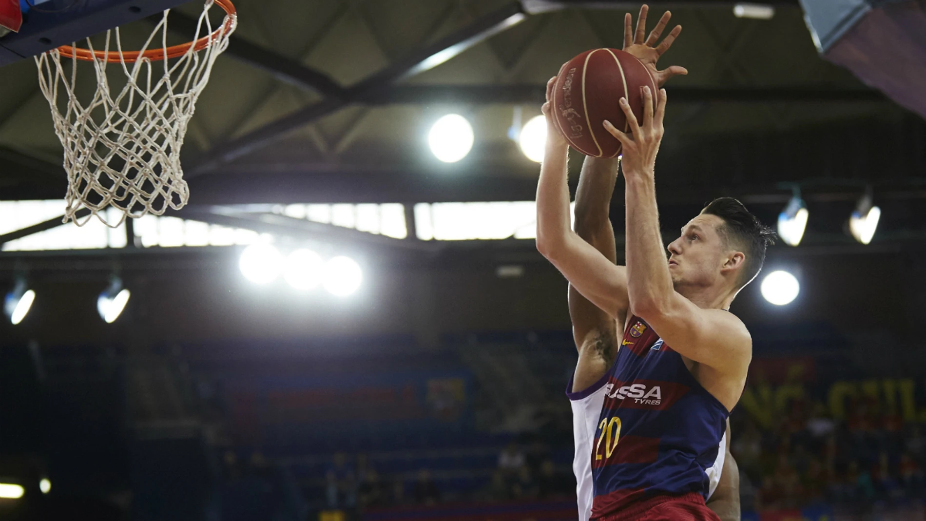 Eriksson entra a canasta Eriksson entra a canasta