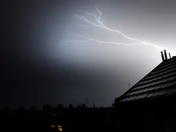 Imagen de un rayo (Archivo) Imagen de un rayo (Archivo)