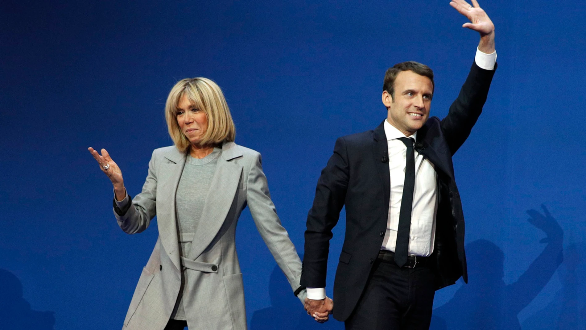 Emmanuel Macron y Brigitte Trogneux Emmanuel Macron y Brigitte Trogneux