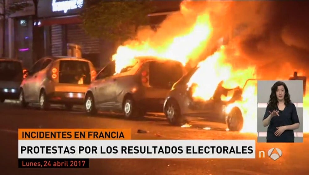 Frame 9.565714 de: PROTESTAS EN FRANCIA POR LAS ELECCIONES