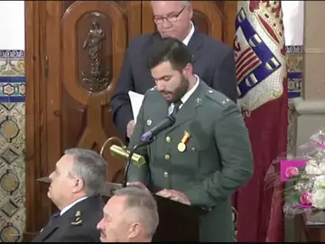 Frame 0.0 de: Los dos guardias civiles agredidos en Alsasua han aparecido en público por primera vez Frame 0.0 de: Los dos guardias civiles agredidos en Alsasua han aparecido en público por primera vez