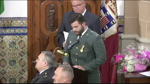 Frame 0.0 de: Los dos guardias civiles agredidos en Alsasua han aparecido en público por primera vez Frame 0.0 de: Los dos guardias civiles agredidos en Alsasua han aparecido en público por primera vez