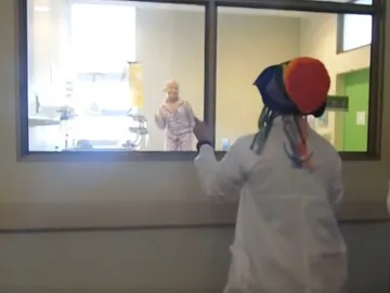 Una niña con cáncer se une al 'Desafío Despacito' Una niña con cáncer se une al 'Desafío Despacito'