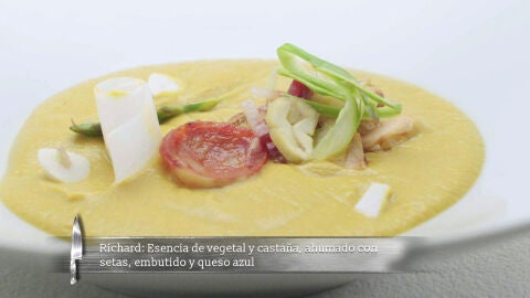 Crema de casta&ntilde;as y vegetales con setas