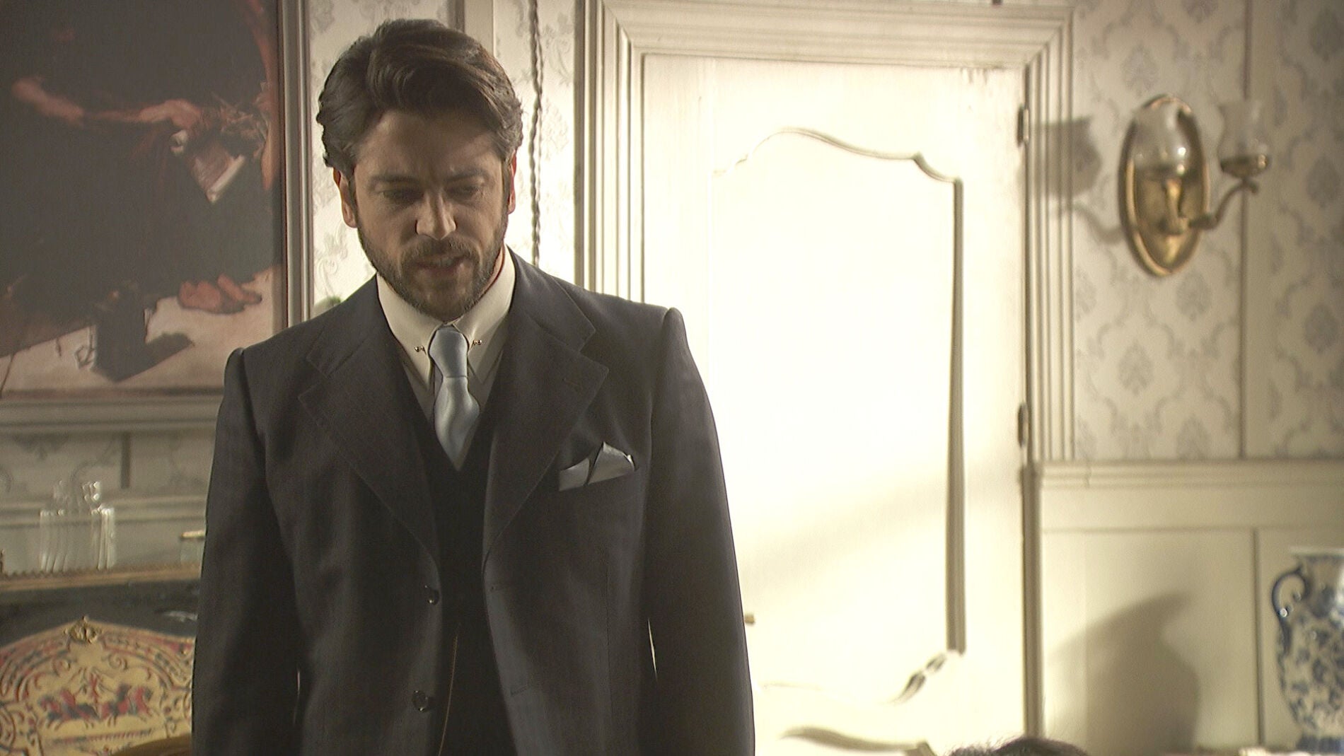 Hernando a Luc&iacute;a: "&iquest;Qu&eacute; clase de juego es este?"