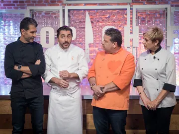 Jordi Roca deja mudos a los concursantes con su postre estrella Jordi Roca deja mudos a los concursantes con su postre estrella