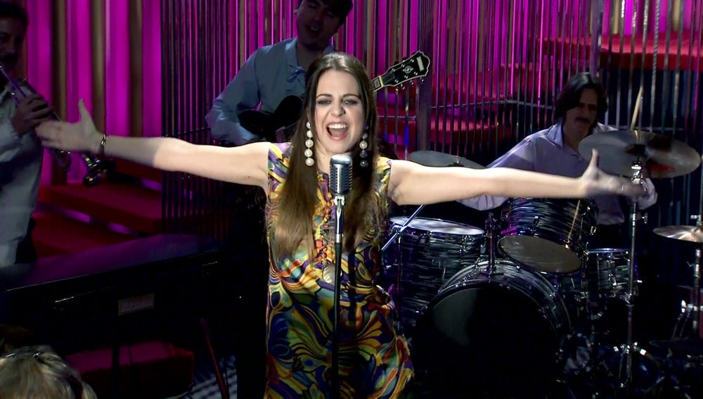 La pista de baile del 'King's Road Club' se abre para Lidia Guevara