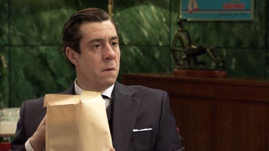 ¿Qué contendrá el sobre que le dará Alonso a Joaquín Vigo?
