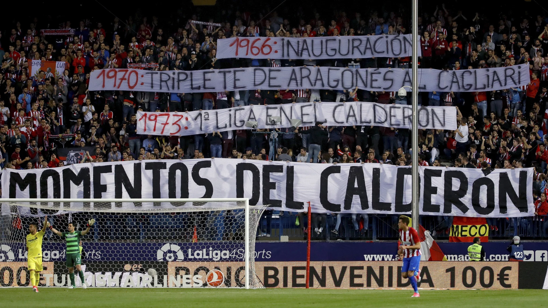 Pancartas del Frente Atlético rememoran los momentos del Calderón Pancartas del Frente Atlético rememoran los momentos del Calderón