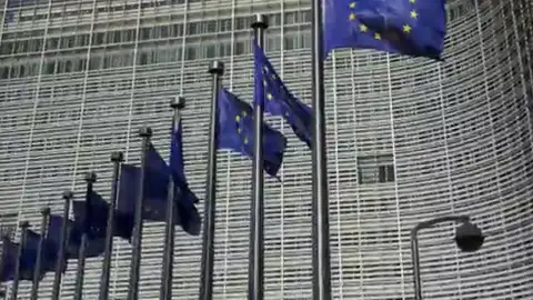 Bruselas se muestra aliviada con la victoria de Macron Bruselas se muestra aliviada con la victoria de Macron