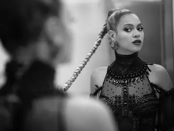 Beyoncé lanza un programa de becas para mujeres estudiantes Beyoncé lanza un programa de becas para mujeres estudiantes