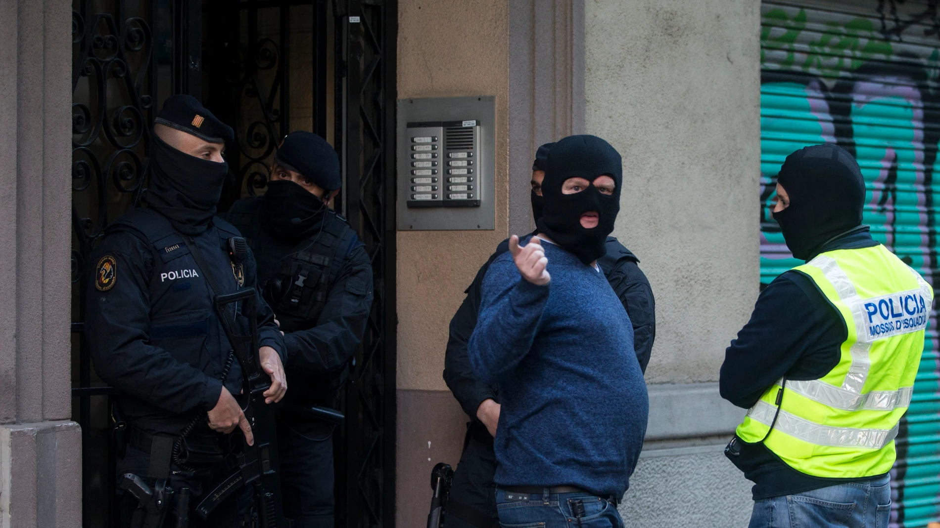 Prisión para tres presuntos yihadistas detenidos en Barcelona Prisión para tres presuntos yihadistas detenidos en Barcelona
