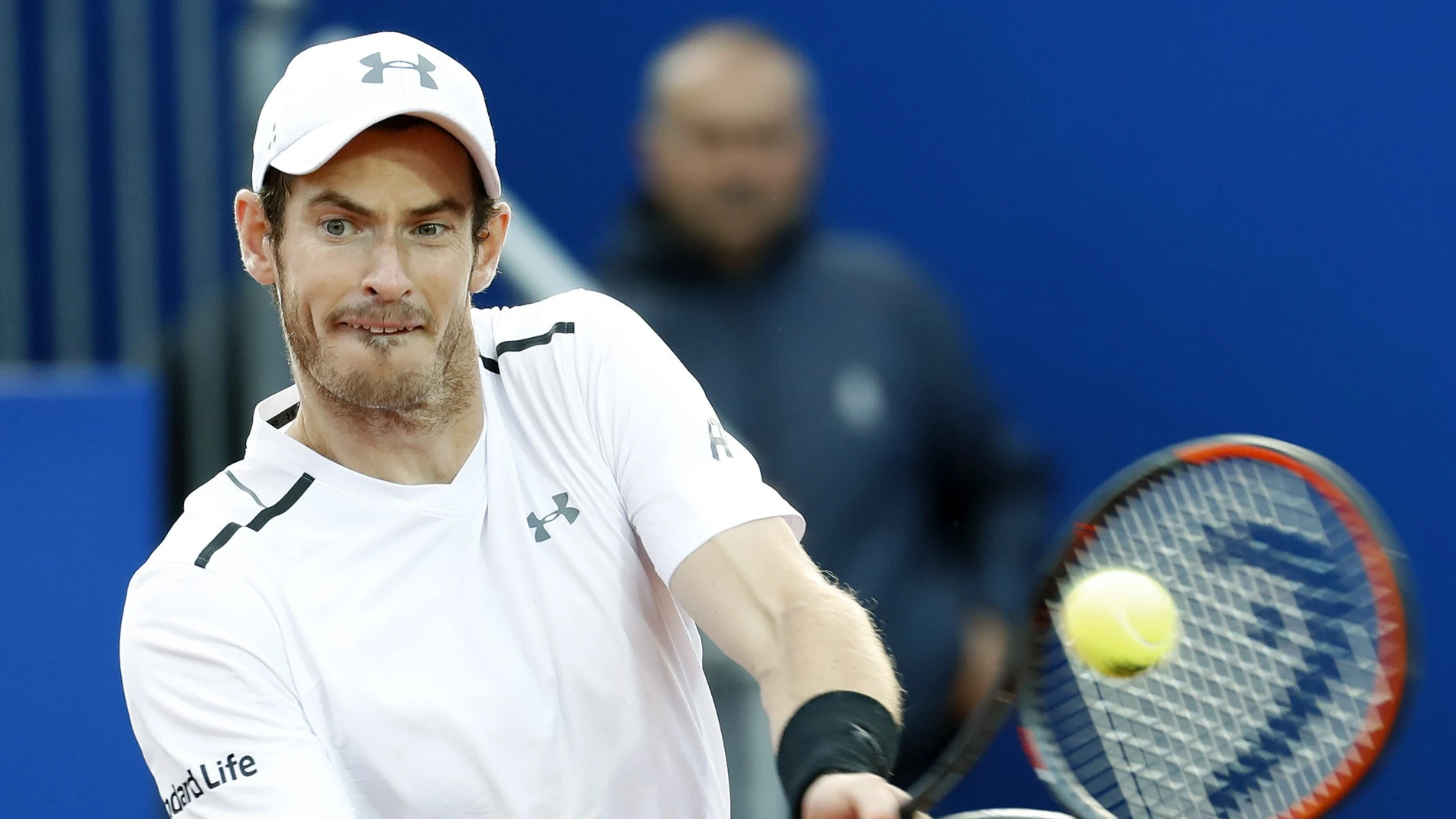 Andy Murray realizando un revés Andy Murray realizando un revés