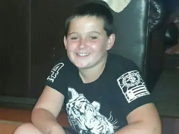 Muere tras ser atacado por un león Muere tras ser atacado por un león