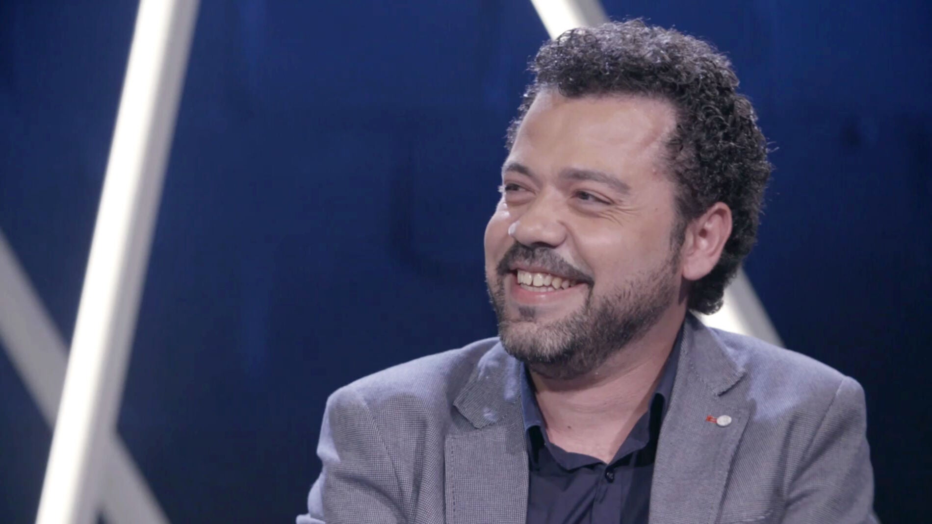 Jes&uacute;s Colmenar: &ldquo;Con los 2.400 millones har&iacute;a lo que El profesor pretende hace con ellos&rdquo;