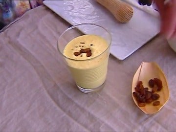 Frame 142.768881 de: Aprende a preparar un 'lassi', el batido indio por excelencia Frame 142.768881 de: Aprende a preparar un 'lassi', el batido indio por excelencia