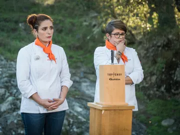 Rakel y Melissa, dos antiguas amigas que se derrumban tras una traición Rakel y Melissa, dos antiguas amigas que se derrumban tras una traición