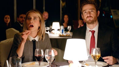 Carmen y Horacio descubren que Iñaki les está espiando