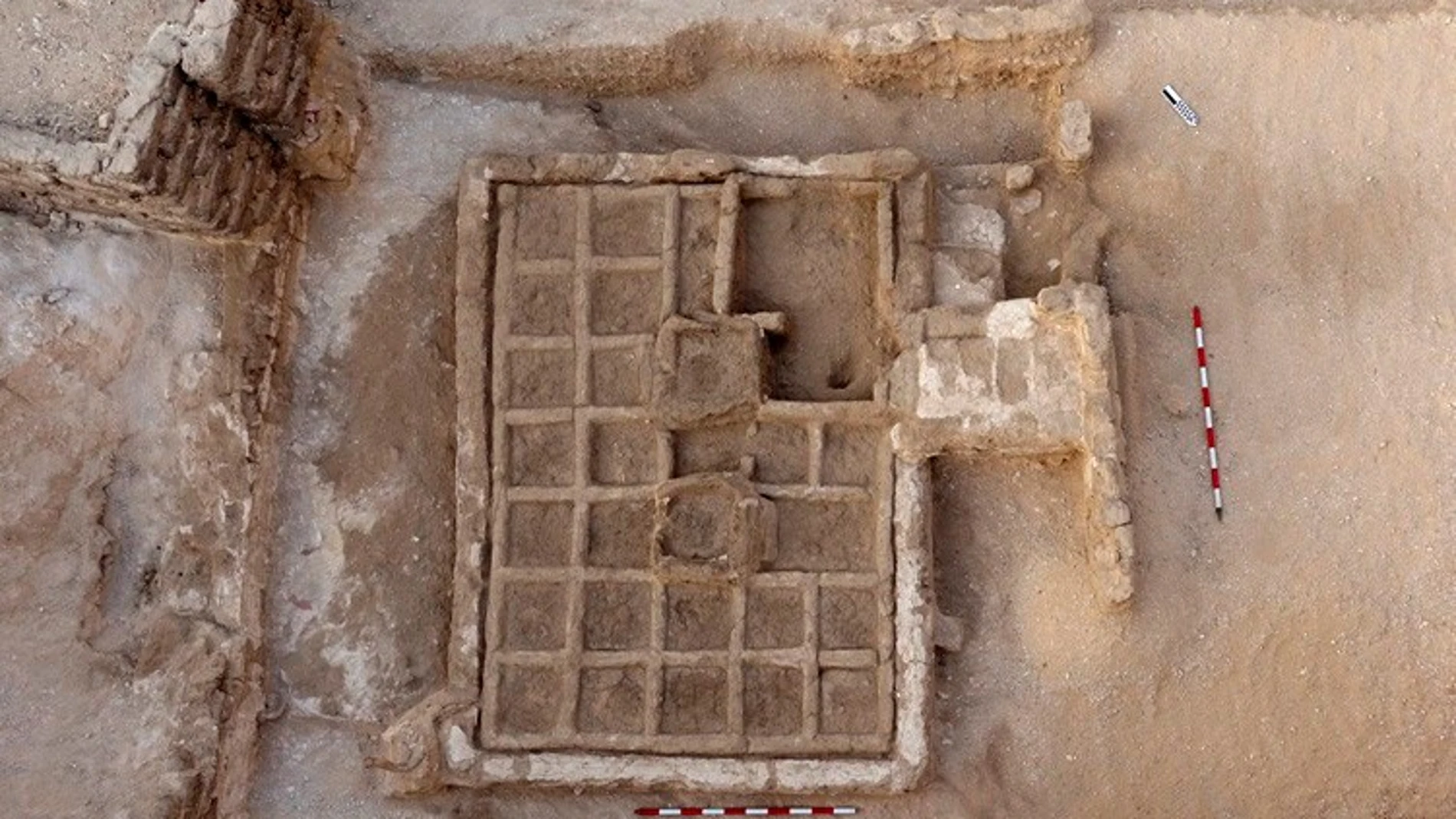 Arqueólogos españoles desentierran en Egipto un jardín funerario único de 4.000 años Arqueólogos españoles desentierran en Egipto un jardín funerario único de 4.000 años
