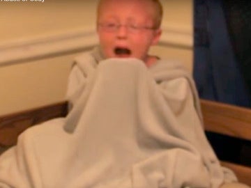 Imagen de Cody en uno de los vídeos colgados por sus padres