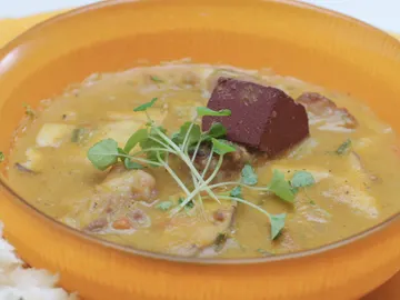 Guiso de casquería con boletus Guiso de casquería con boletus