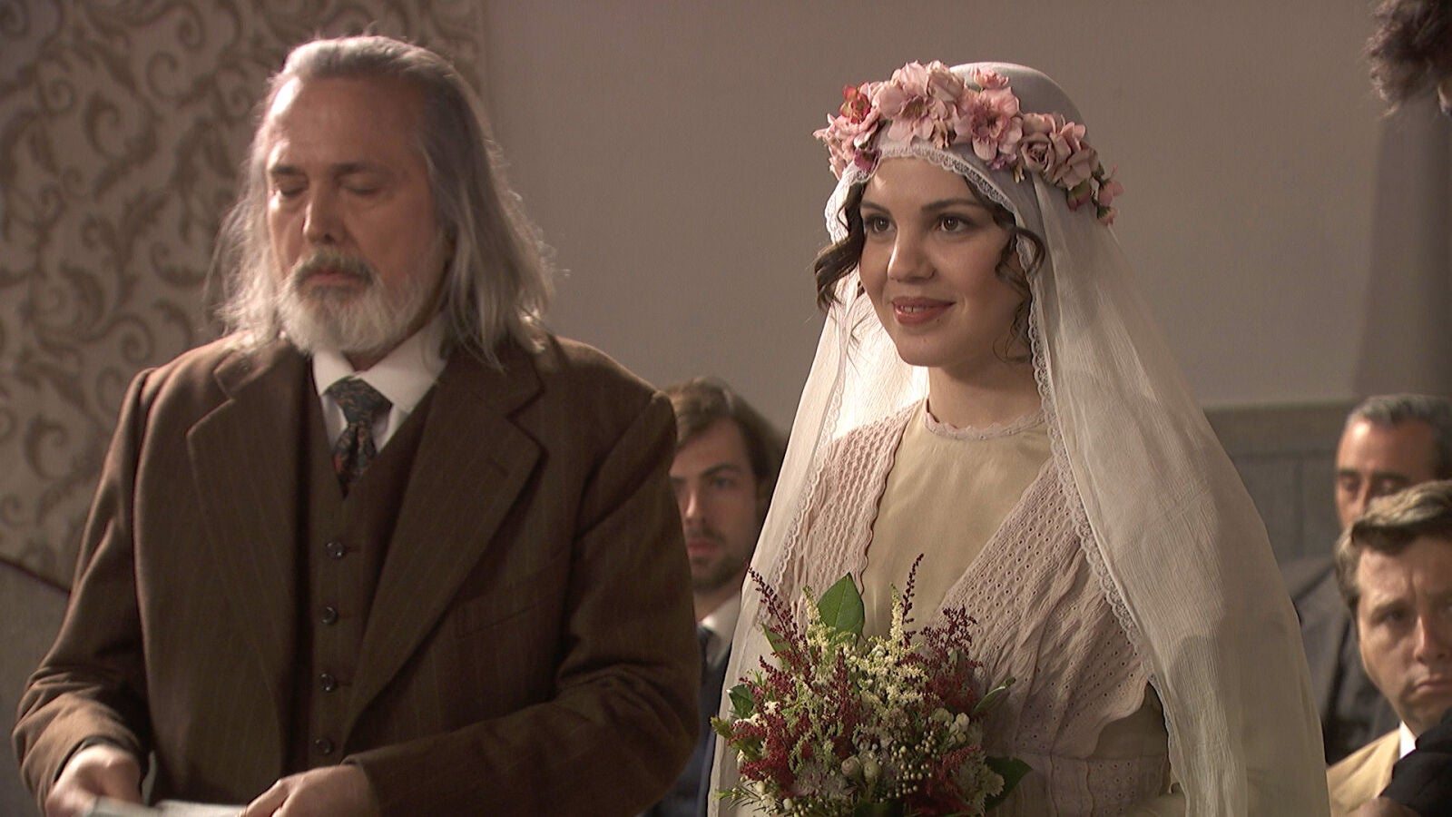 Matías y Marcela recibirán una inesperada visita en el altar