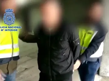Frame 2.277922 de: Detenido en Barcelona un fugitivo brasileño acusado del asesinato de hijastro Frame 2.277922 de: Detenido en Barcelona un fugitivo brasileño acusado del asesinato de hijastro