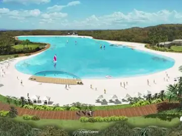 Frame 0.584051 de: PLAYA MADRID Frame 0.584051 de: PLAYA MADRID