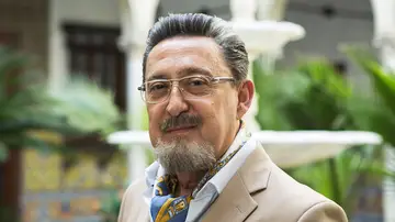 Mariano Peña es Don Benito Benjumea