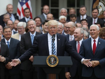 Donald Trump, tras ser aprobada la derogación del Obamacare Donald Trump, tras ser aprobada la derogación del Obamacare