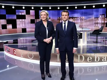 Emmanuel Macron y Marine Le Pen en el debate electoral Emmanuel Macron y Marine Le Pen en el debate electoral