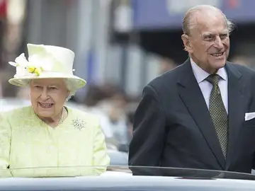 La reina Isabel II y su marido Felipe de Edimburgo La reina Isabel II y su marido Felipe de Edimburgo