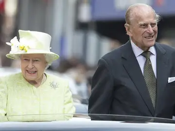 La reina Isabel II y su marido Felipe de Edimburgo La reina Isabel II y su marido Felipe de Edimburgo