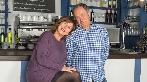 Maribel Salas y Santi Ugalde en 'Allí ABajo' Maribel Salas y Santi Ugalde en 'Allí ABajo'