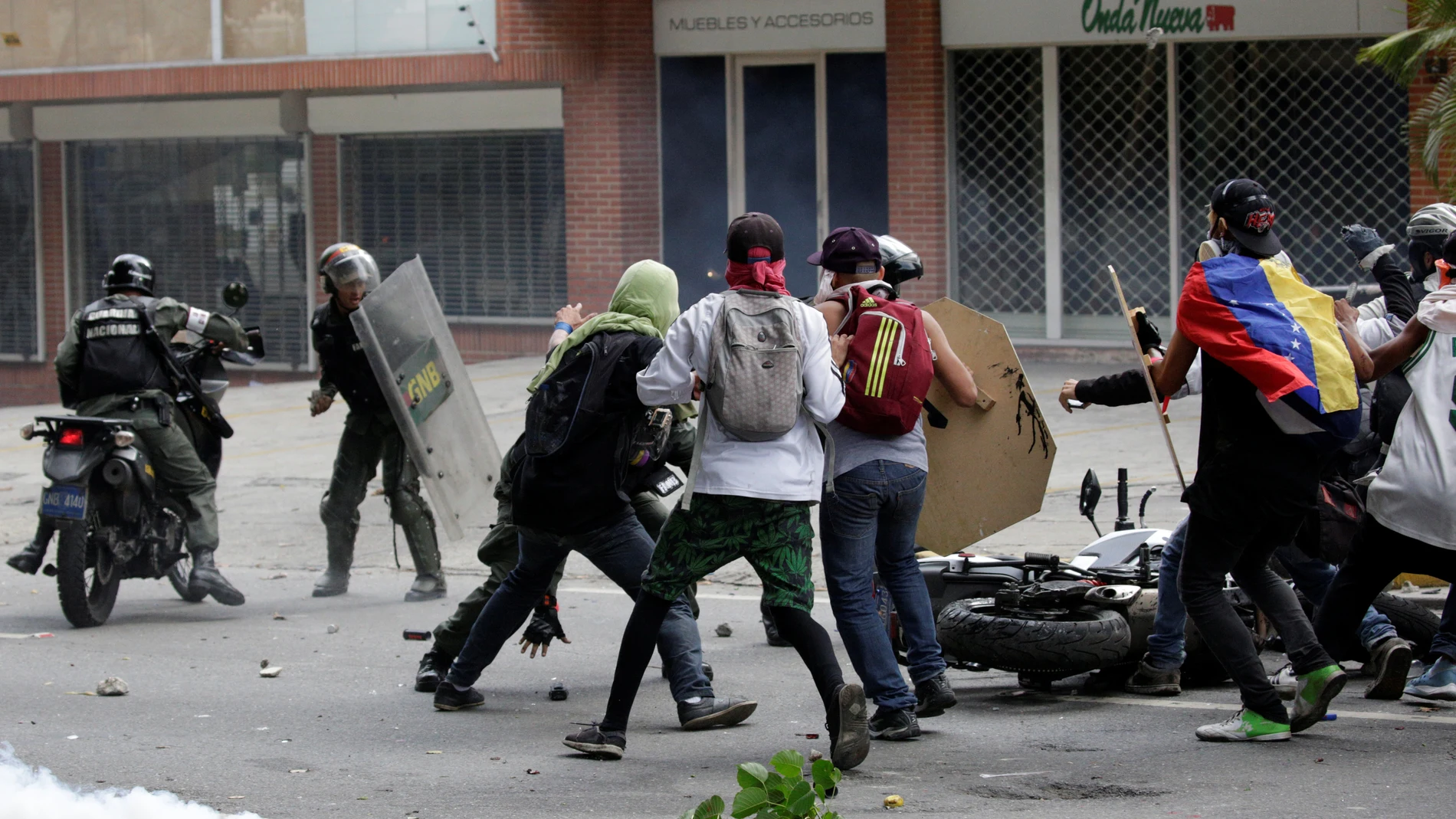 Disturbios en una nueva jornada de protestas en Venezuela Disturbios en una nueva jornada de protestas en Venezuela